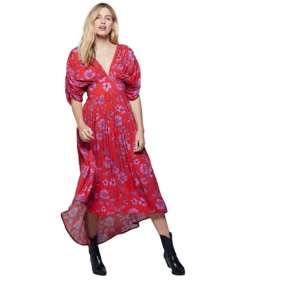 Band of Gypsies Dresses & Skirts - 🆕 BAND OF GYPSIES Red Magenta Floral High Low Flowy Deep V Neck Dress